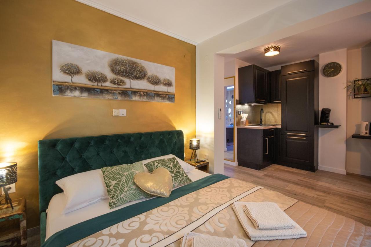 Wellness Studio D'Or - Exclusive New Apartment With Whirlpool, Sauna, Sunny Terrace, Private Parking Poreč Eksteriør bilde