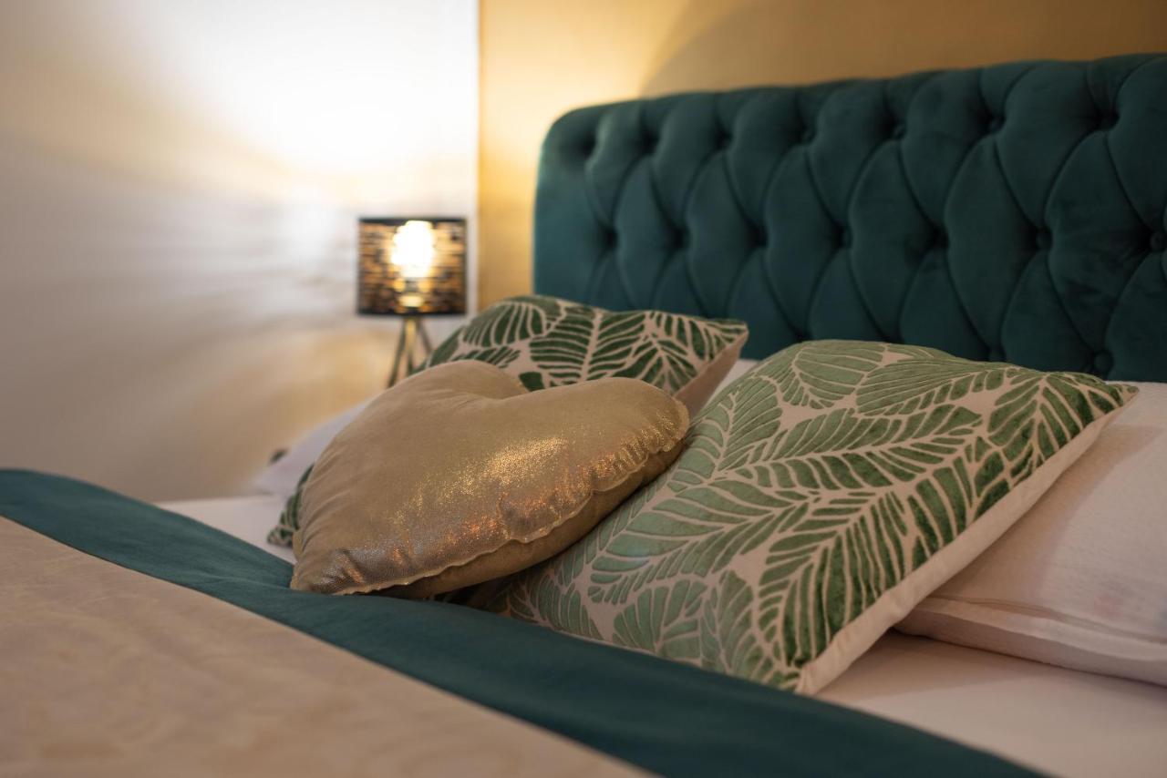 Wellness Studio D'Or - Exclusive New Apartment With Whirlpool, Sauna, Sunny Terrace, Private Parking Poreč Eksteriør bilde